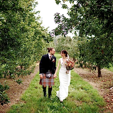 Sheppys-Cider-Farm-Wedding